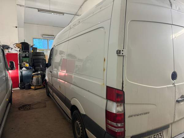 Mercedes-Benz Sprinter Karstula - valokuva 2
