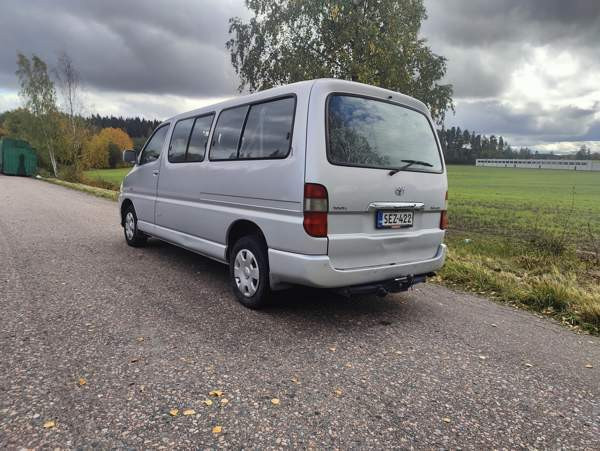 Toyota Hiace Helsinki - valokuva 5