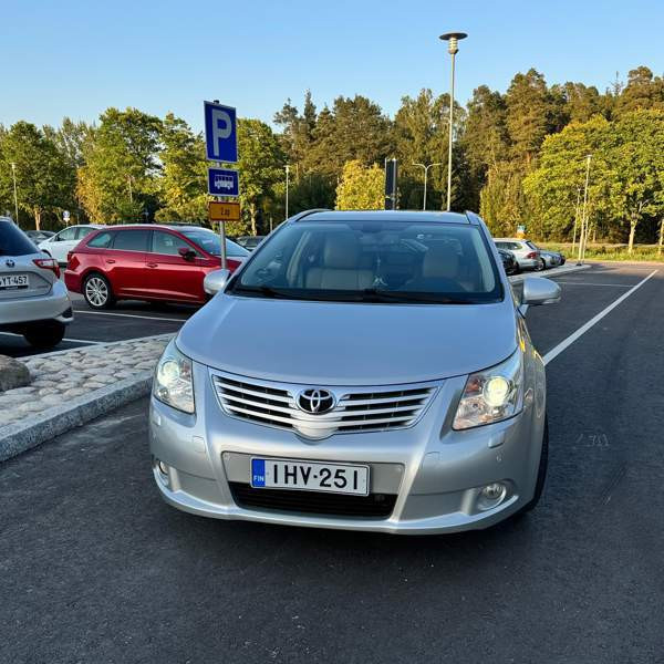Toyota Avensis Chukotskiy Avtonomnyy Okrug – foto 2