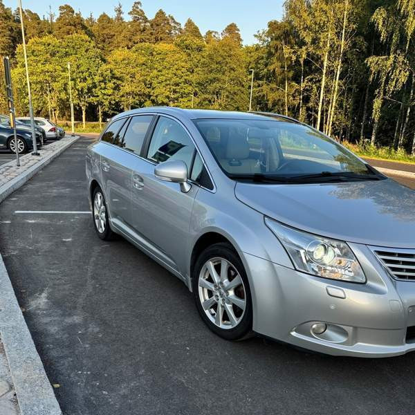 Toyota Avensis Chukotskiy Avtonomnyy Okrug – foto 3
