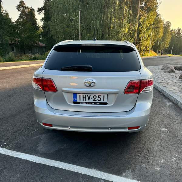 Toyota Avensis Chukotskiy Avtonomnyy Okrug – foto 4