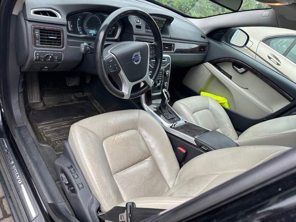 Volvo V70 Jyväskylä - valokuva 4