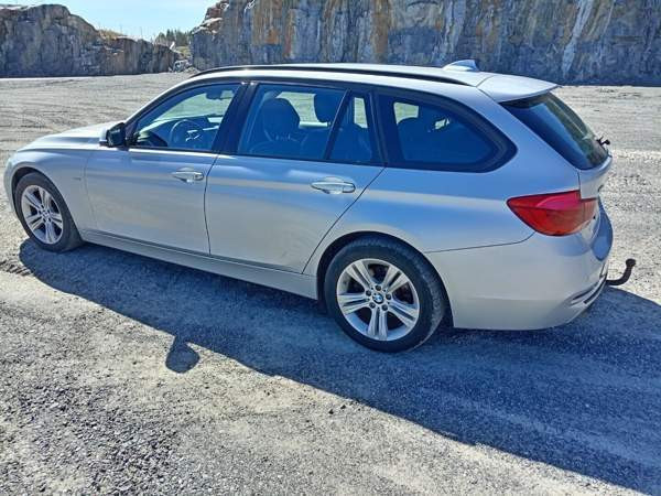 BMW 320 Райсио - изображение 2