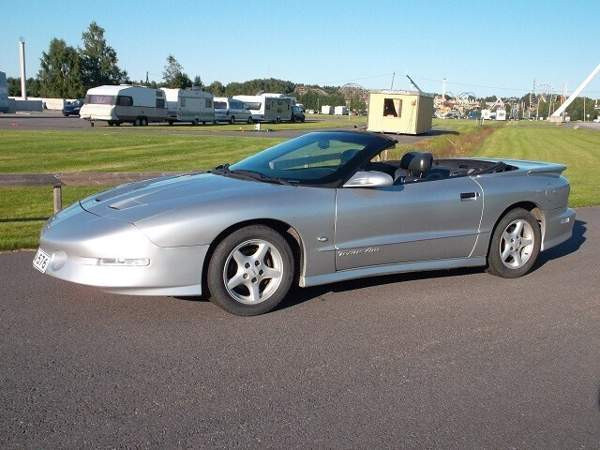 Pontiac Firebird Alahärmä – foto 1