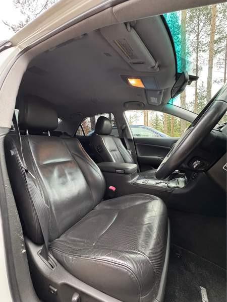 Toyota Crown Лохья - изображение 8