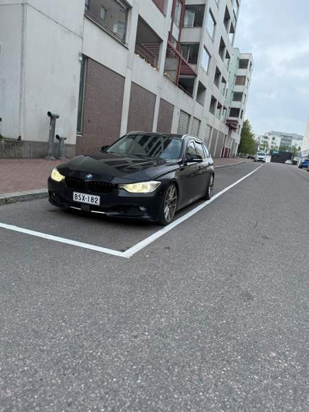 BMW 330 Joensuu - valokuva 4