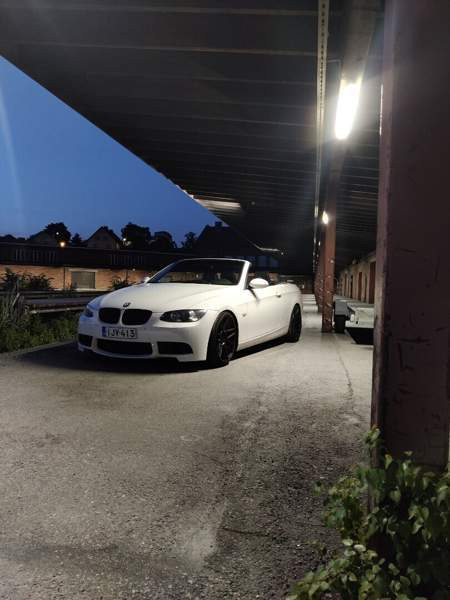 BMW 335 Turtkul - valokuva 1