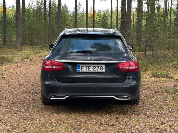 Mercedes-Benz C Espoo - valokuva 8