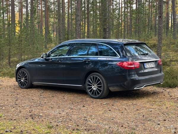 Mercedes-Benz C Espoo - valokuva 4