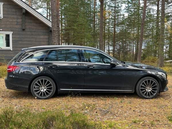 Mercedes-Benz C Espoo - valokuva 5