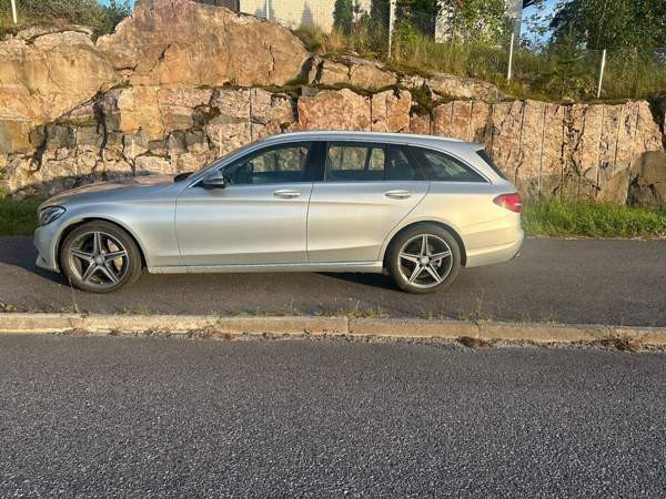 Mercedes-Benz C Turtkul - valokuva 3