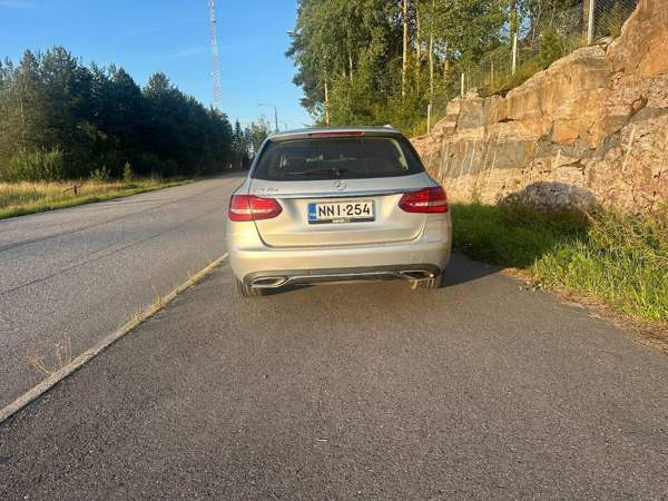 Mercedes-Benz C Turtkul - valokuva 5