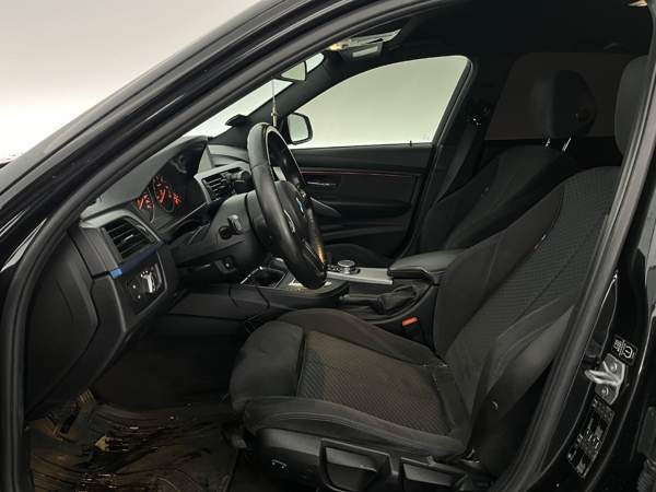 BMW 320 Хювинкяя - изображение 7