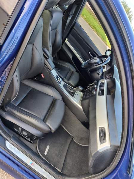 BMW 335 Orivesi - valokuva 2