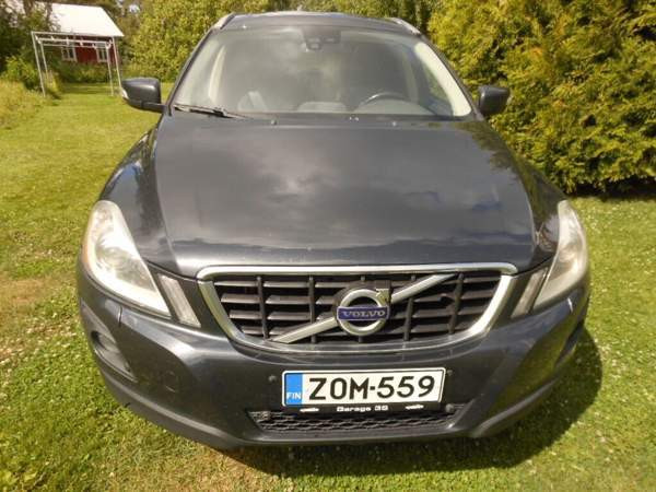 Volvo XC60 Hafnarfjoerdur - valokuva 5