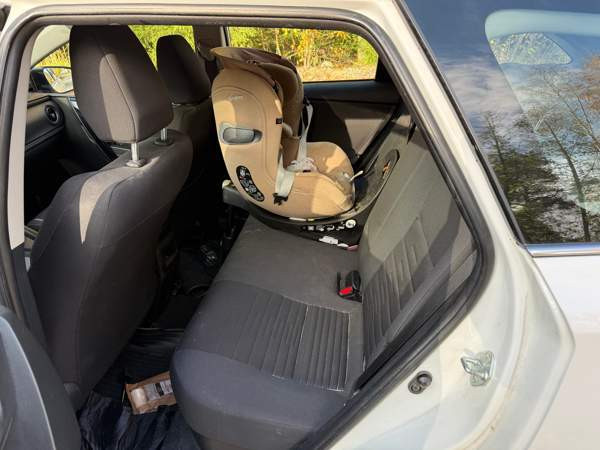 Toyota Auris Кангасала - изображение 7