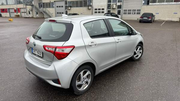 Toyota Yaris Helsinki - изображение 3