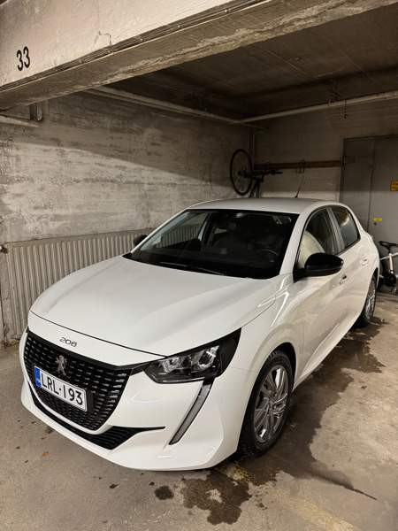 Peugeot 208 Тампере - изображение 1