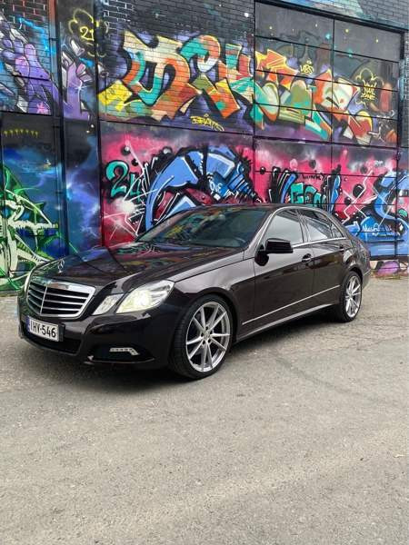 Mercedes-Benz E Tampere - photo 1