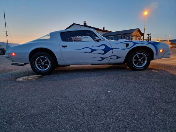 Pontiac Firebird Helsinki - valokuva 4