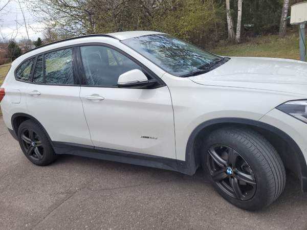 BMW X1 Vantaa - valokuva 1