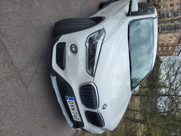 BMW X1 Vantaa - valokuva 2