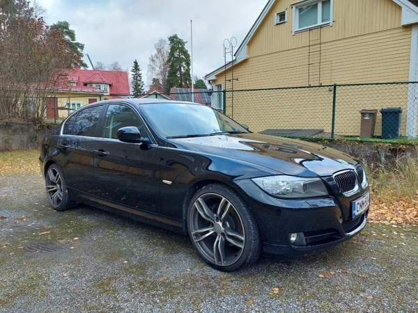 BMW 330 Tampere - photo 1