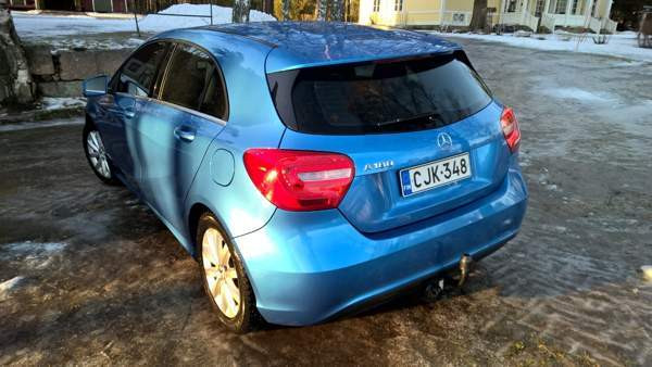 Mercedes-Benz A Pyhtää - valokuva 2