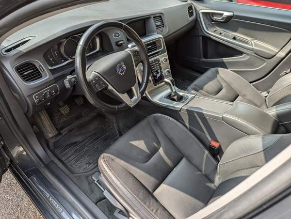 Volvo V60 Hafnarfjoerdur – foto 6