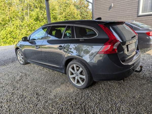 Volvo V60 Hafnarfjoerdur – foto 4