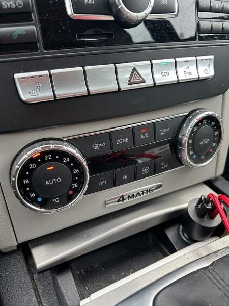 Mercedes-Benz C Luga - valokuva 2