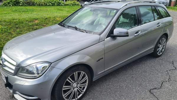 Mercedes-Benz C Luga - valokuva 1