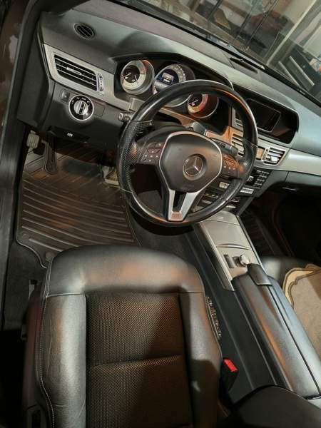 Mercedes-Benz E Oulainen - valokuva 2