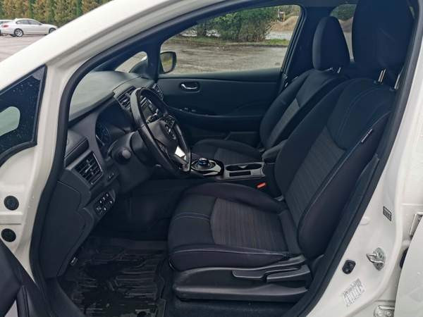 Nissan Leaf Helsinki - valokuva 5