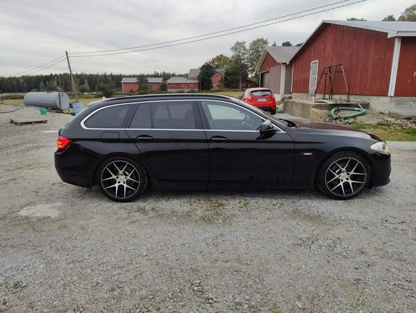 BMW 523 Laitila - изображение 3