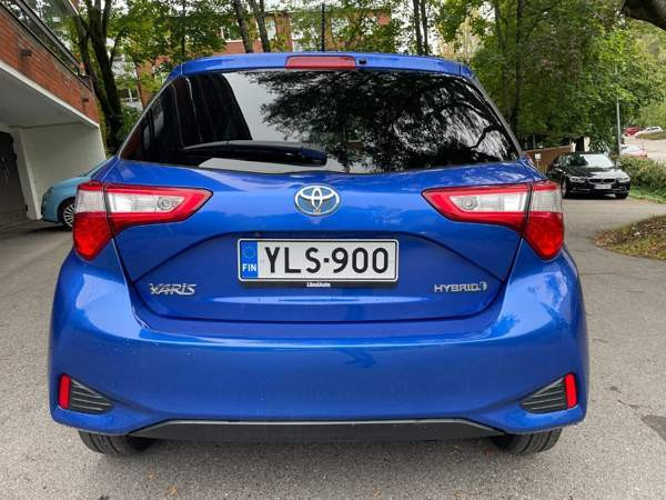 Toyota Yaris Helsinki - изображение 8