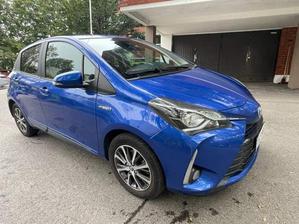 Toyota Yaris Helsinki - изображение 1