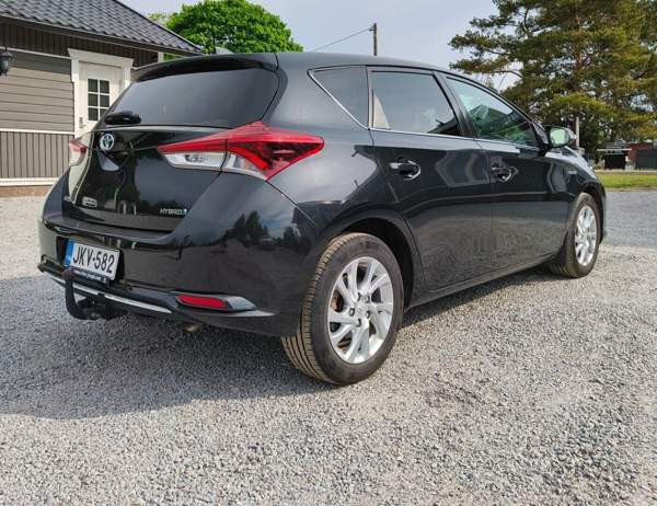Toyota Auris Laitila - photo 4