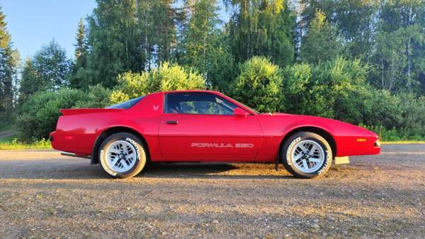 Pontiac Firebird Ristijärvi - photo 5