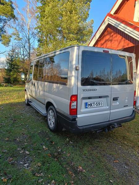 Ford Tourneo Maaninka - изображение 6
