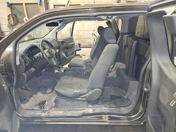 Nissan Navara Сейняйоки - изображение 5