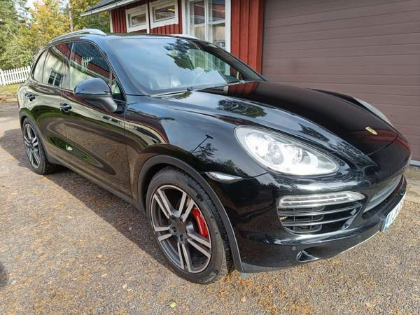 Porsche Cayenne Порвоо - изображение 2
