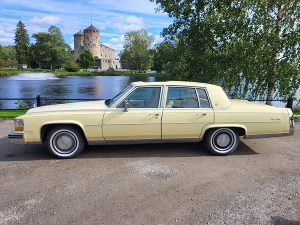 Cadillac Fleetwood Savonlinna - valokuva 4