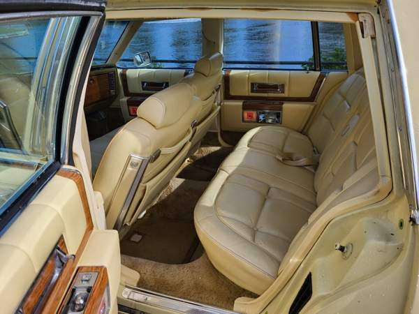 Cadillac Fleetwood Savonlinna - valokuva 6