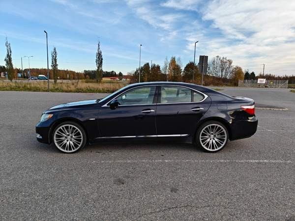Lexus LS Hyvinge - photo 2