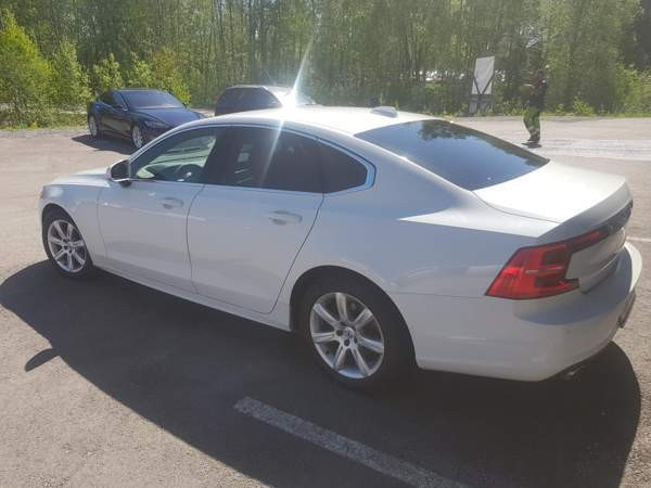 Volvo S90 Лемпяаля - изображение 4