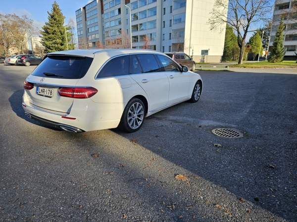 Mercedes-Benz E Ulvila - valokuva 5