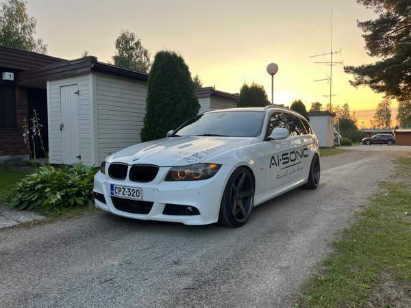 BMW 330 Ylivieska - photo 1
