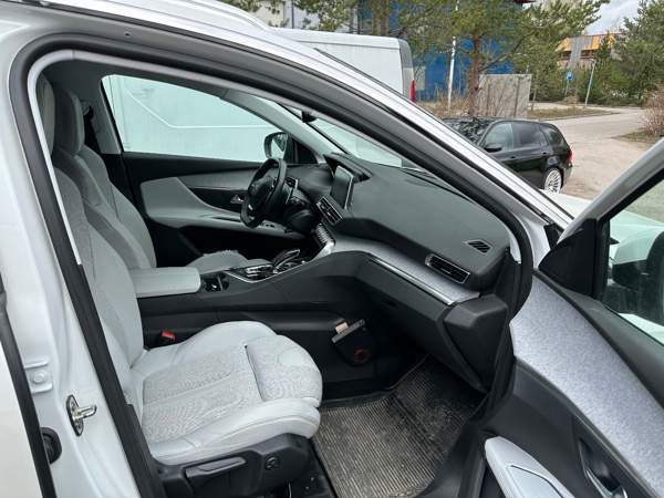Peugeot 5008 Вантаа - изображение 6