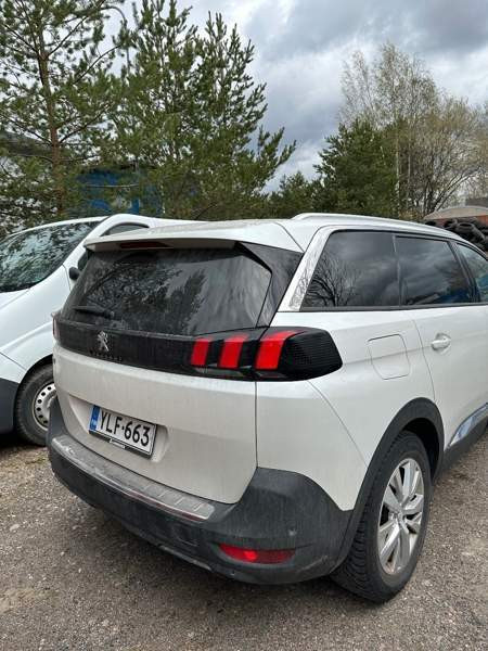 Peugeot 5008 Вантаа - изображение 4